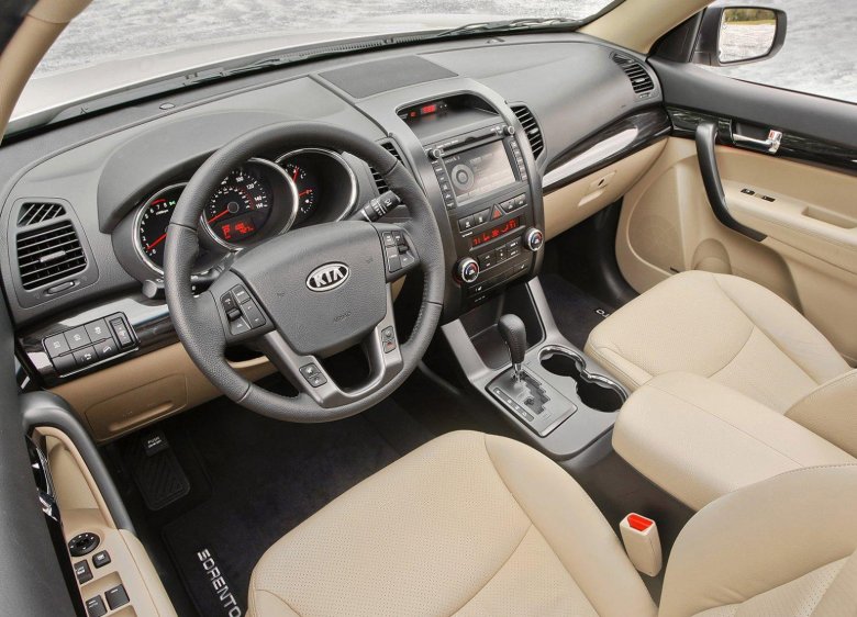 Kia Sorento 2011 Interior