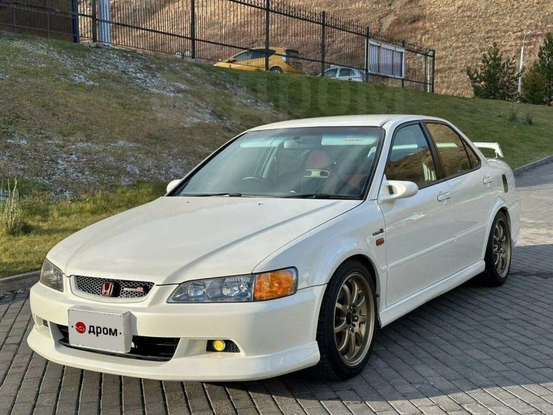 Хонда Аккорд 2001 года