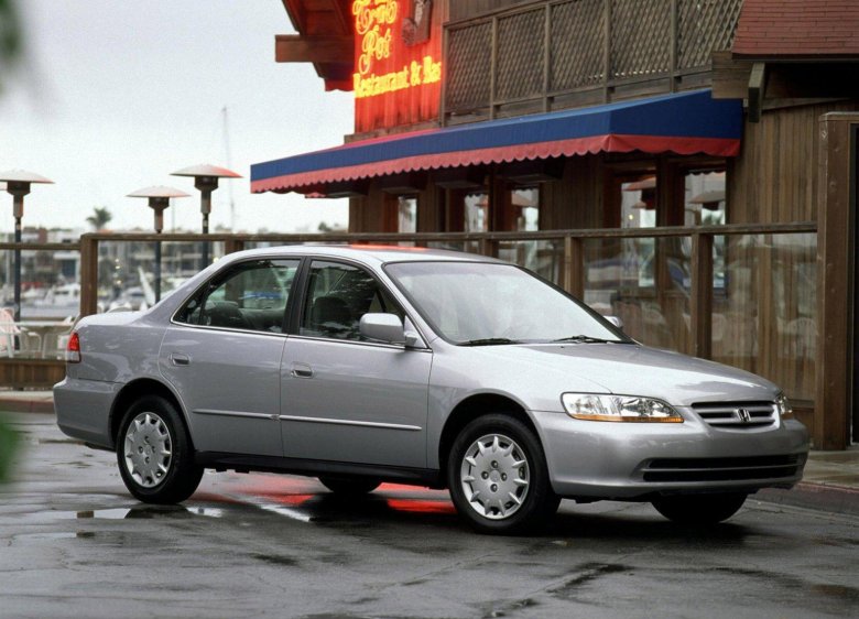 Honda Accord седан 1998