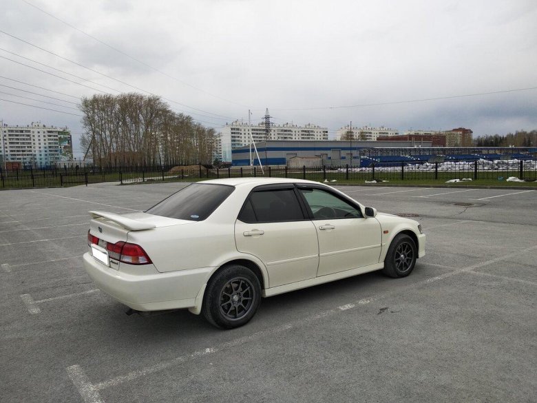 Honda Accord 6 2001 год