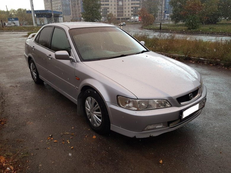 Honda accord 6 2001