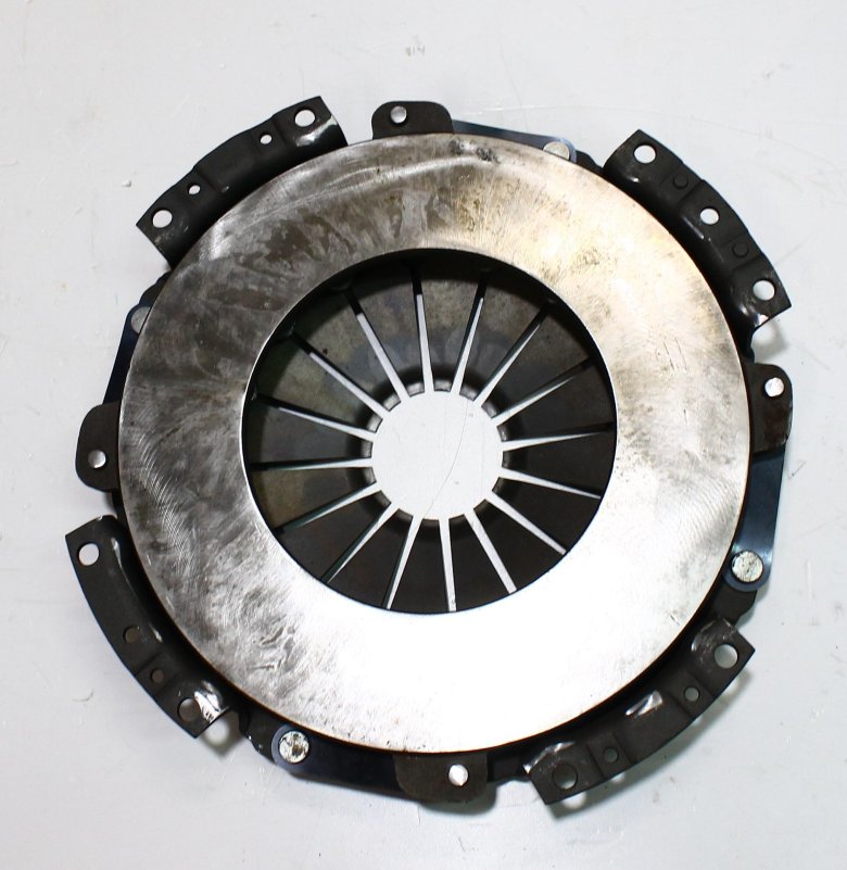 Диск сцепления нажимной с кожухом (корзина сцепления) 130-1601090 зил-130/131