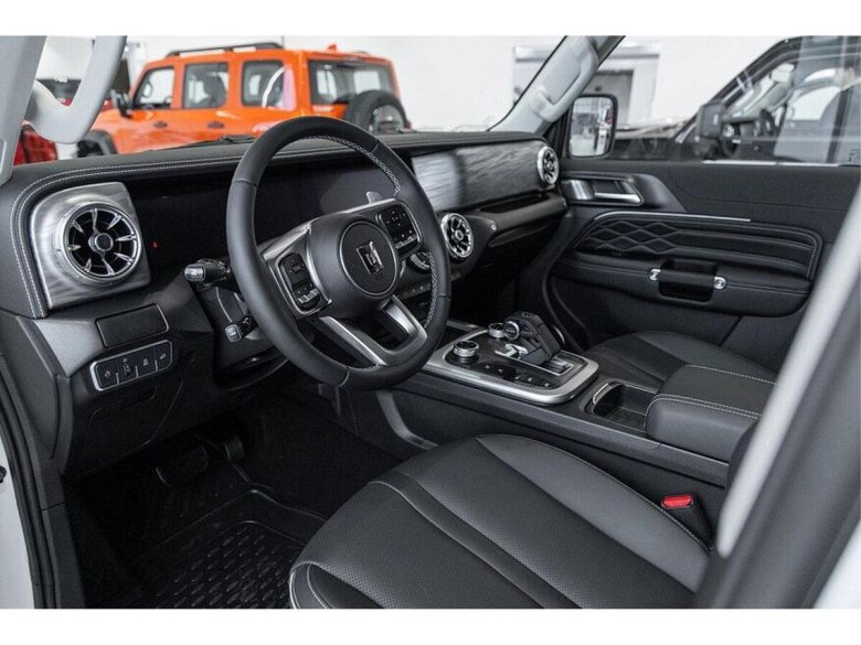 Tank 300 City Premium салон