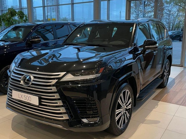 Лексус 570 2022