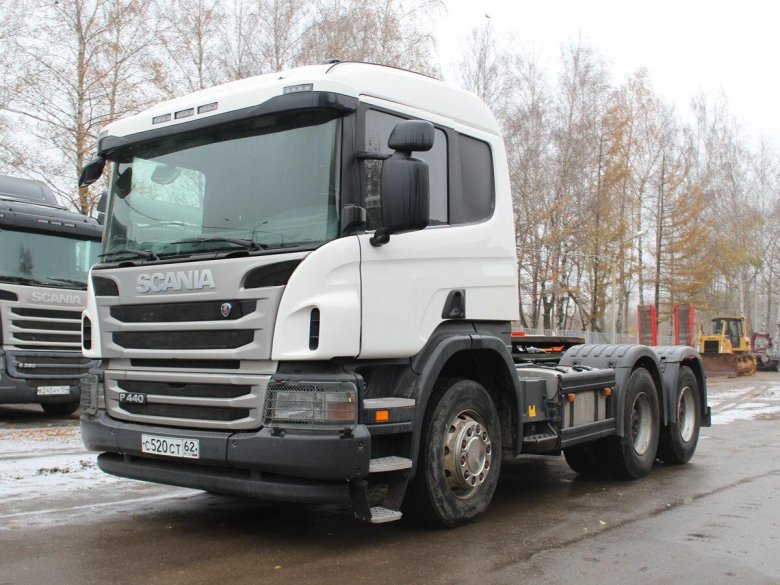 Scania p440 6x4 тягач