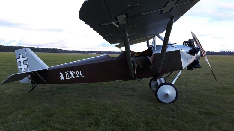 Anbo-v учебный летательный аппарат