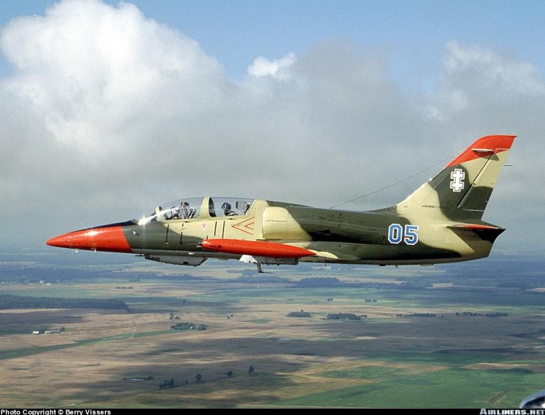 Самолет л-39 Альбатрос