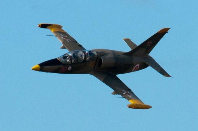 Самолет л-39 Альбатрос