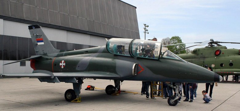 Соко г-4 супер Галеб