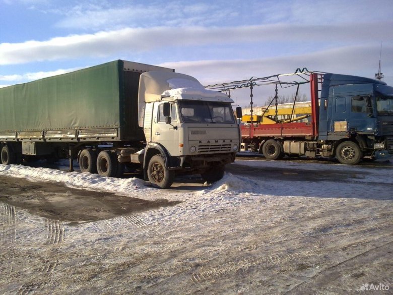 Седельный тягач камаз