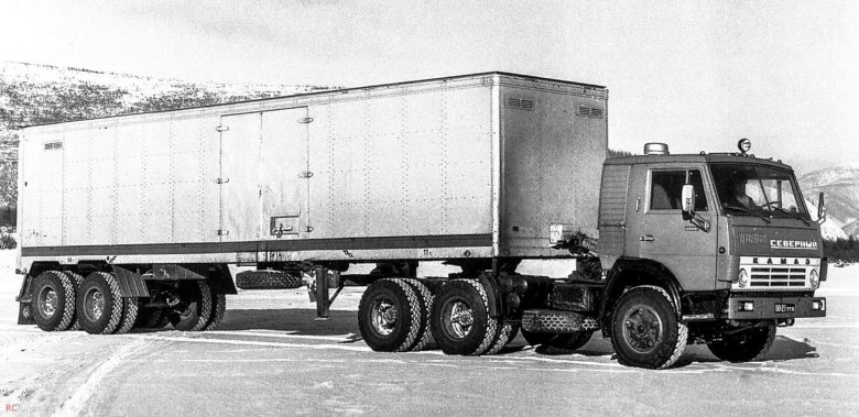 КАМАЗ 54112 С полуприцепом ОДАЗ