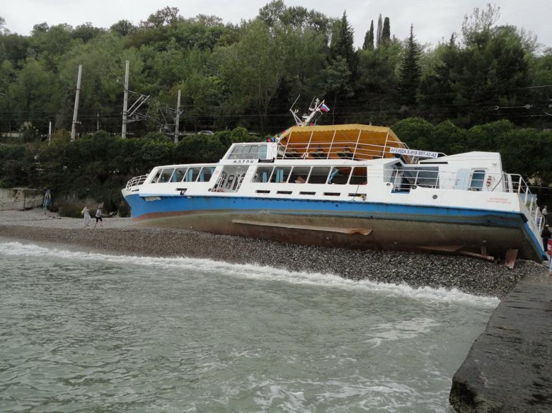 Теплоход санта барбара ялта