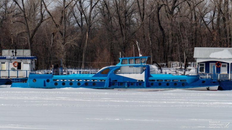 Теплоход москвич
