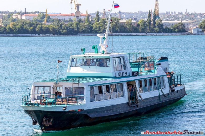 Севастопольский пассажирский катер Омега