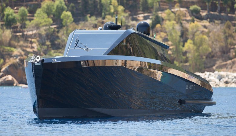 Wallypower 118 яхта