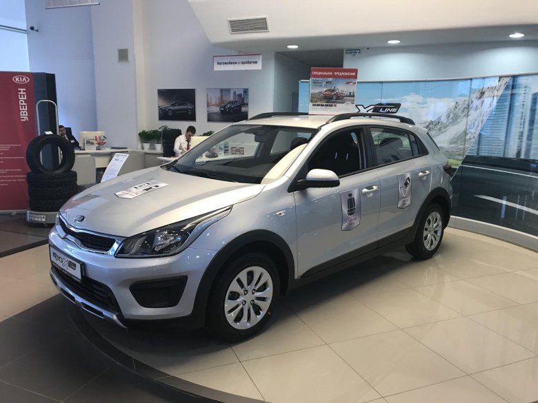 Kia Rio x line комплектация Luxe