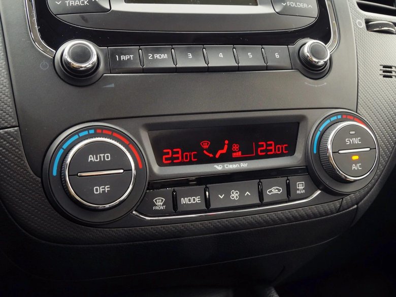 Киа Церато климат контроль