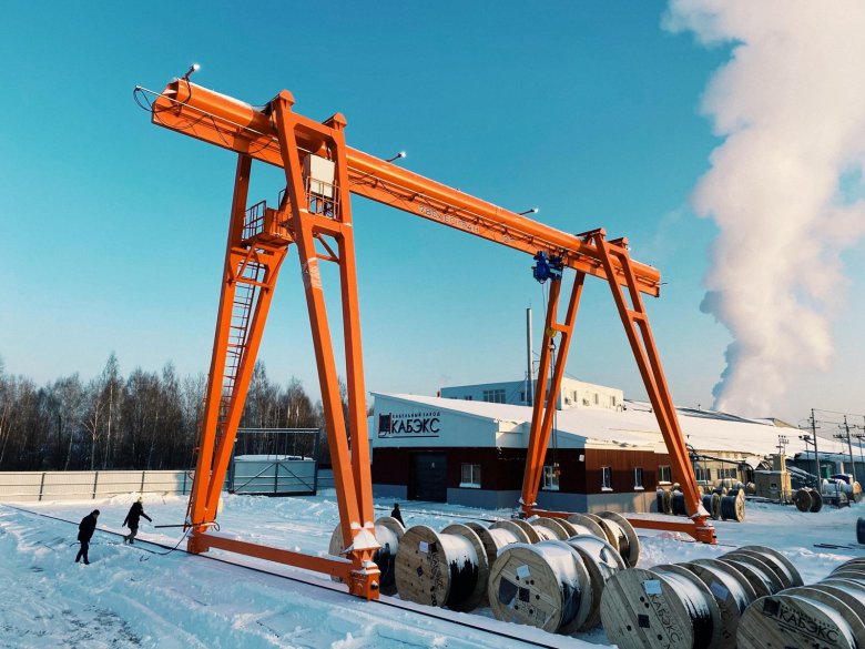 Консольно-козловой кран