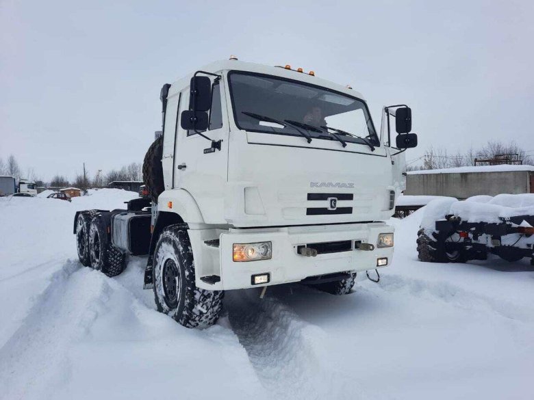 КАМАЗ 44108 53504 тягач