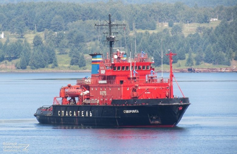 Спасательное судно Росрыболовства «Сибирский»