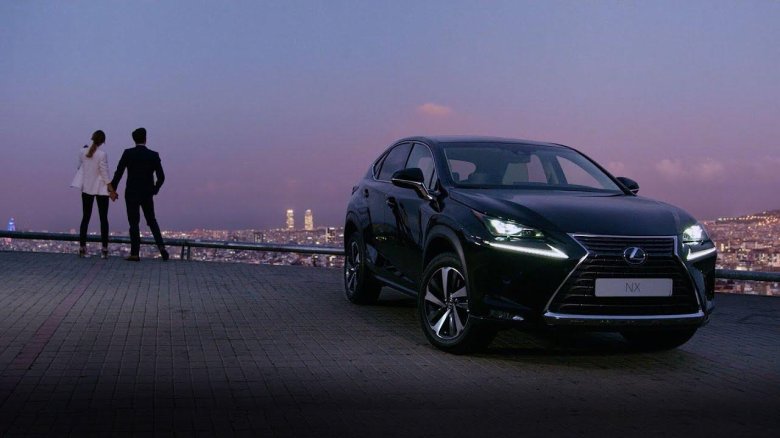 Лексус нх300