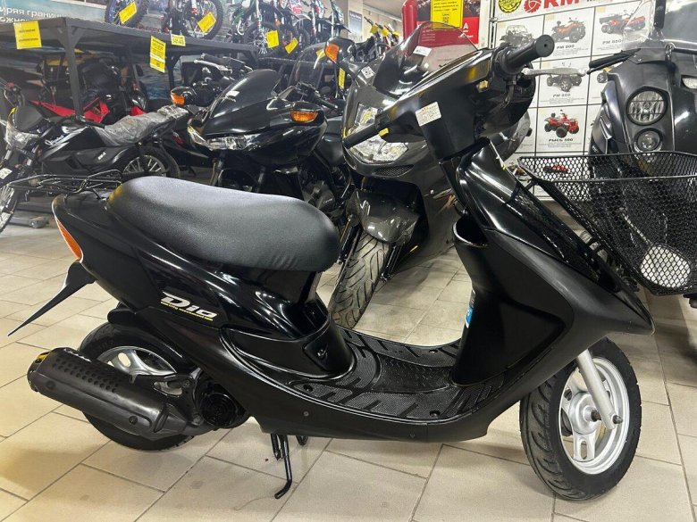 Скутер honda dio