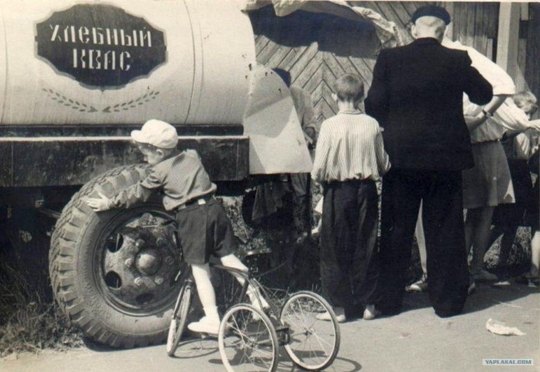 Бочки с квасом в СССР