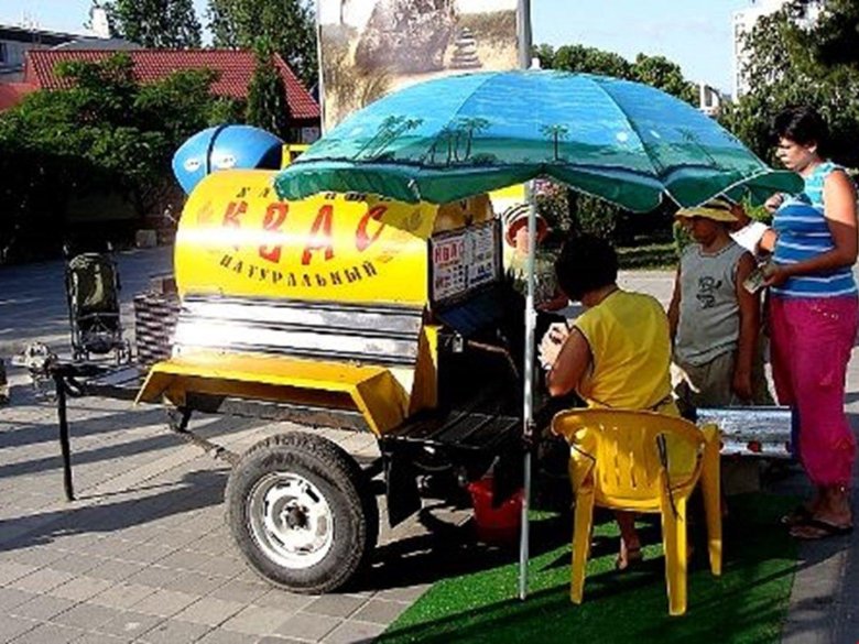 Ларек с квасом