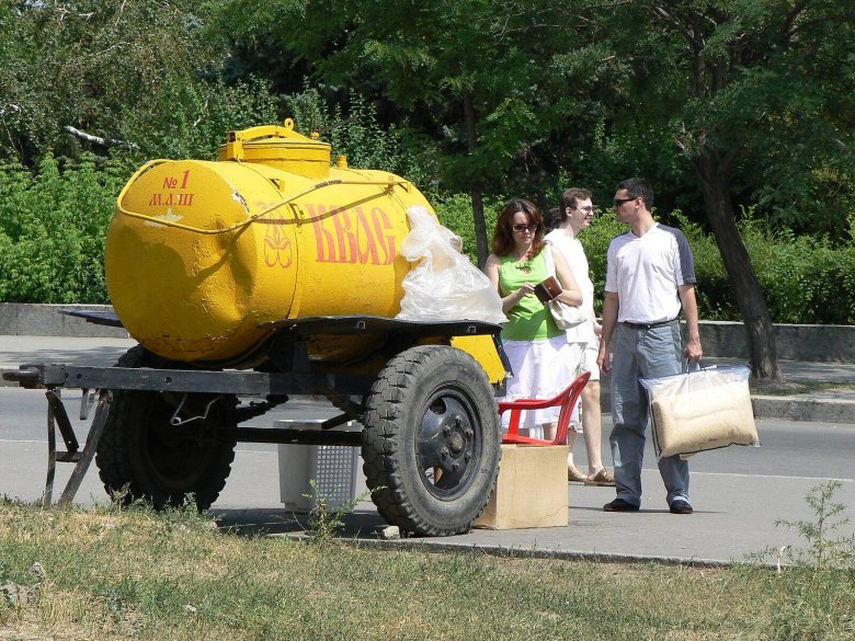 Желтая бочка квас СССР