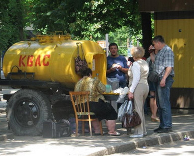 Желтая бочка квас СССР