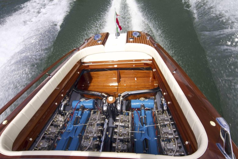 Riva Aquarama Lamborghini