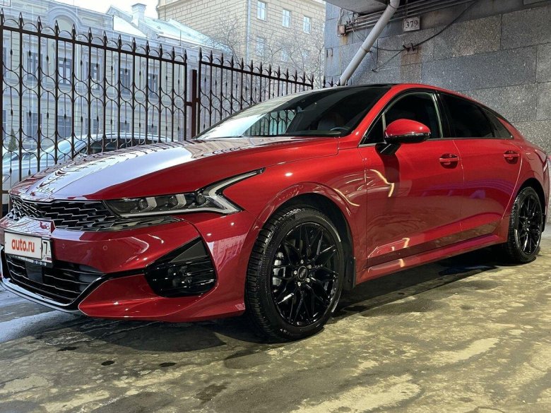 Киа к 5 красная