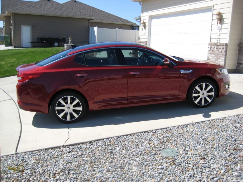 Kia Optima 3 красная