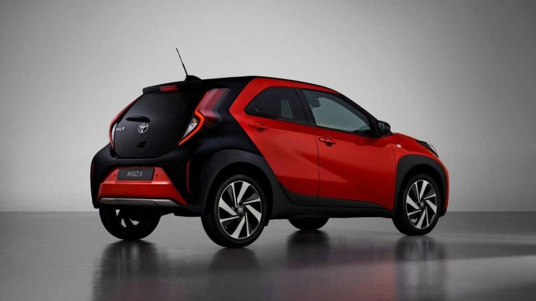 Toyota Aygo x 2022