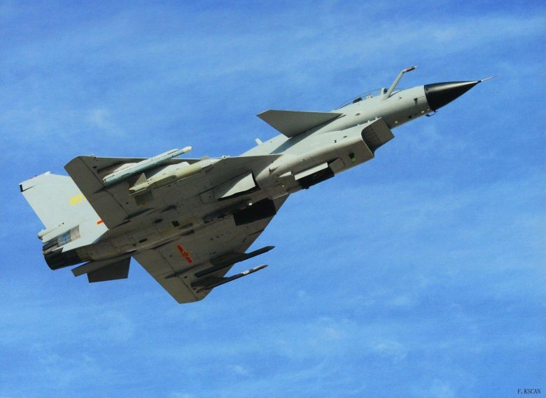 J-10 истребитель