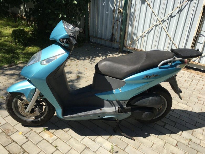 Honda dylan 125