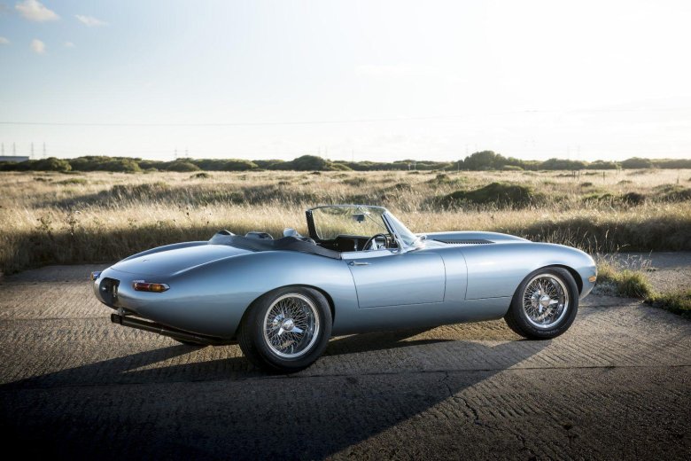 Jaguar e type roadster