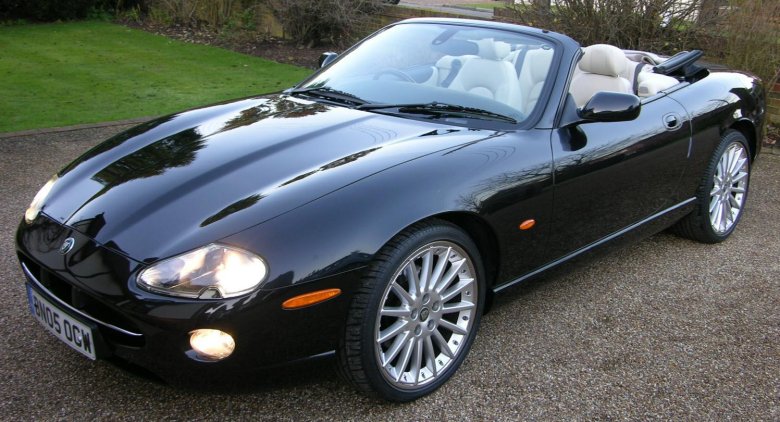 Jaguar xk8 x100