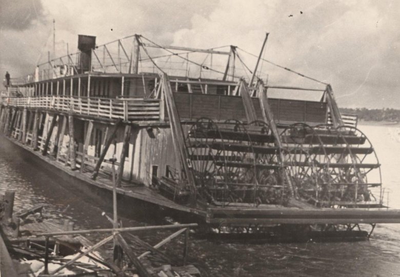 Речной пароход 19 века