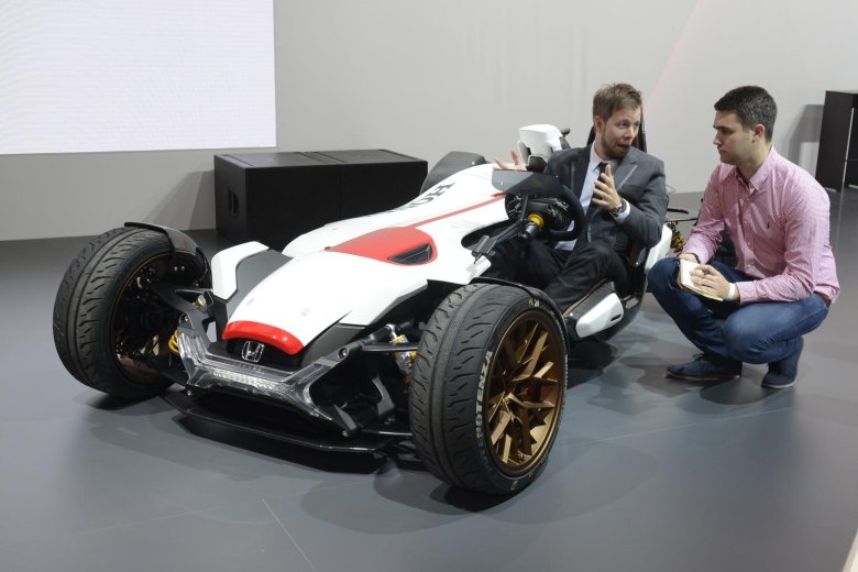 Хонда 2&amp;4 Concept