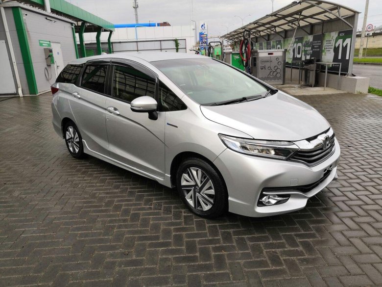 Хонда фит шаттл 2019