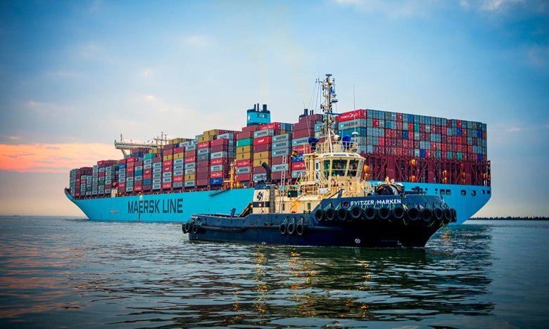 Корабль контейнеровоз Маерск