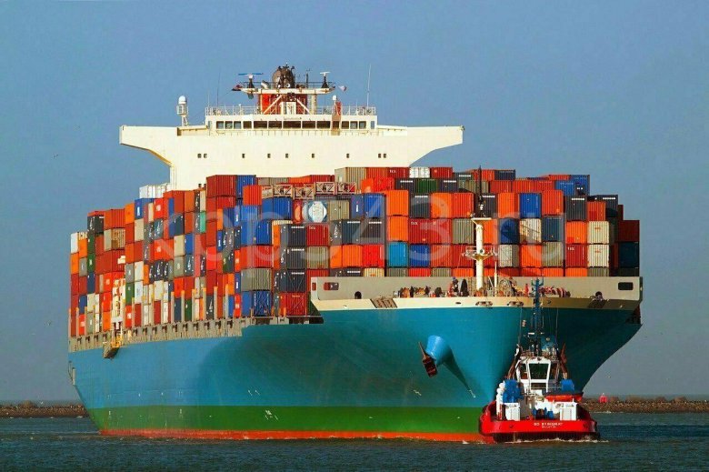 Контейнеровоз Mol Comfort