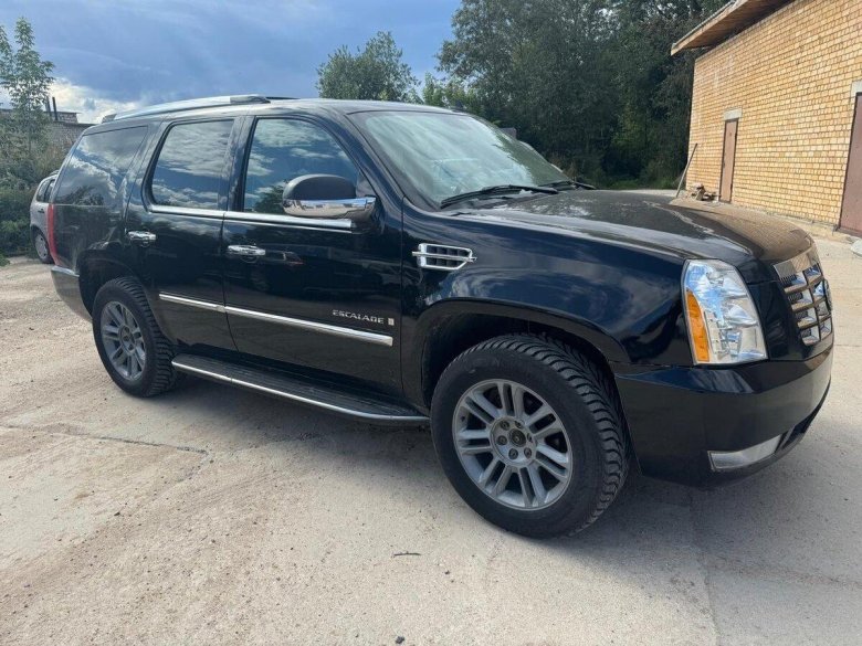 Кадиллак эскалейд 2011