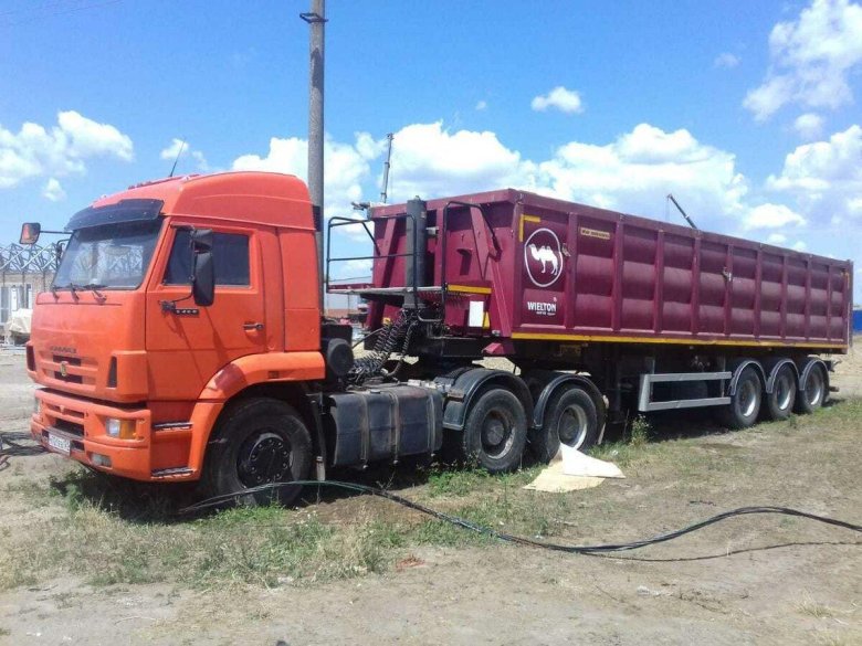 КАМАЗ 6460 зерновоз