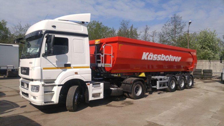 КАМАЗ 5490 С самосвальным полуприцепом