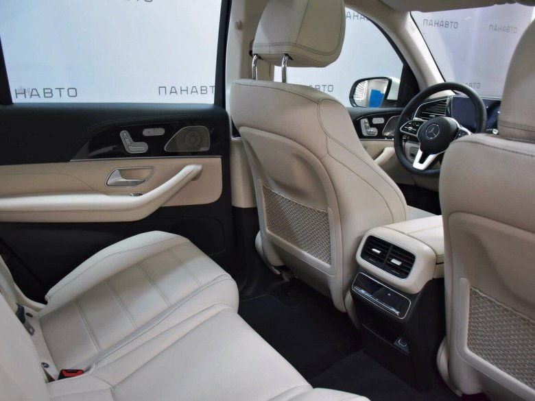 Mercedes benz gls class