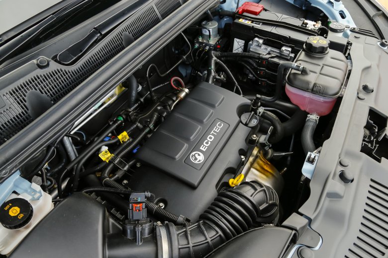 Двигатель lyx