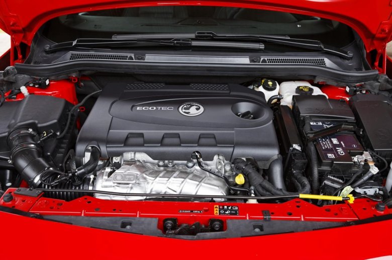 Opel Astra j GTC под капотом