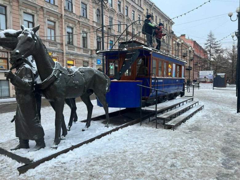 Памятник конке в санкт петербурге